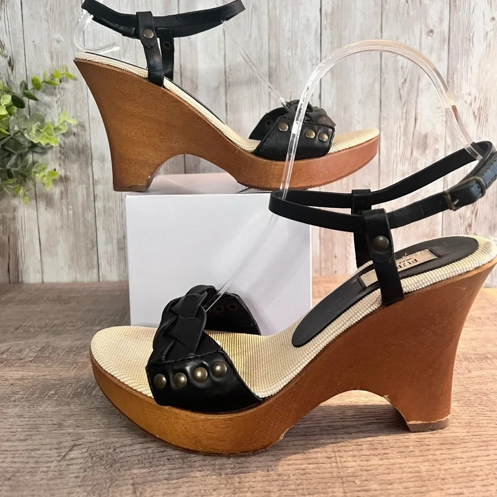 Furla Vintage Wooden Sole Black Leather Sandals Size 6.5